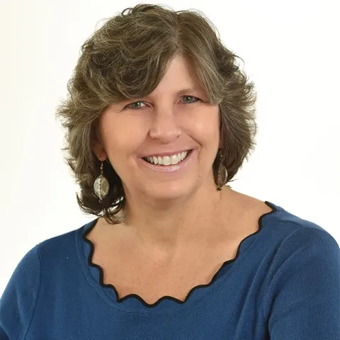 Sue, Contact Lens Coordinator